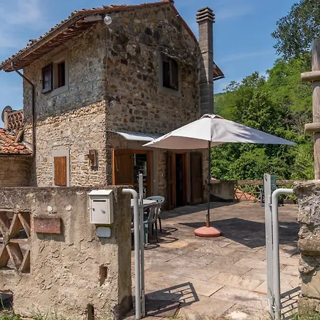 بيت للعطل La Torre Della Cupolina